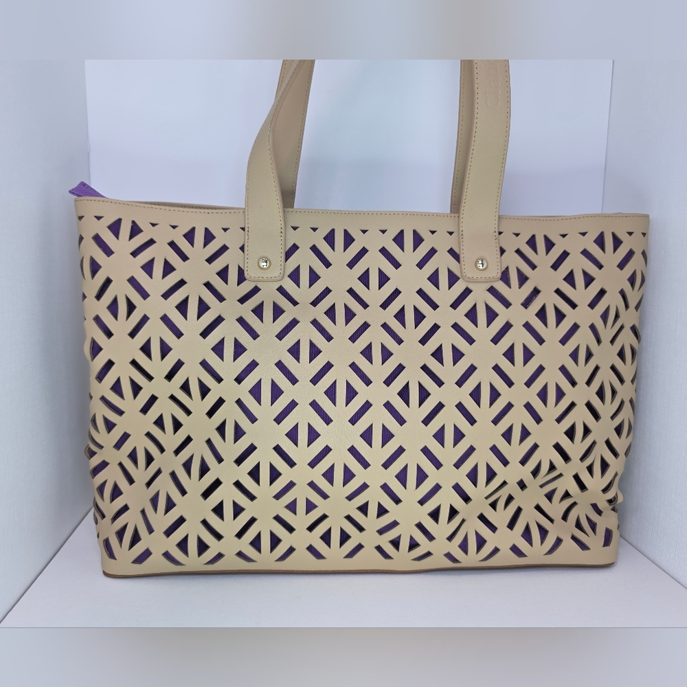 Claudia G Leather Tote Bag *Tan* Never Used